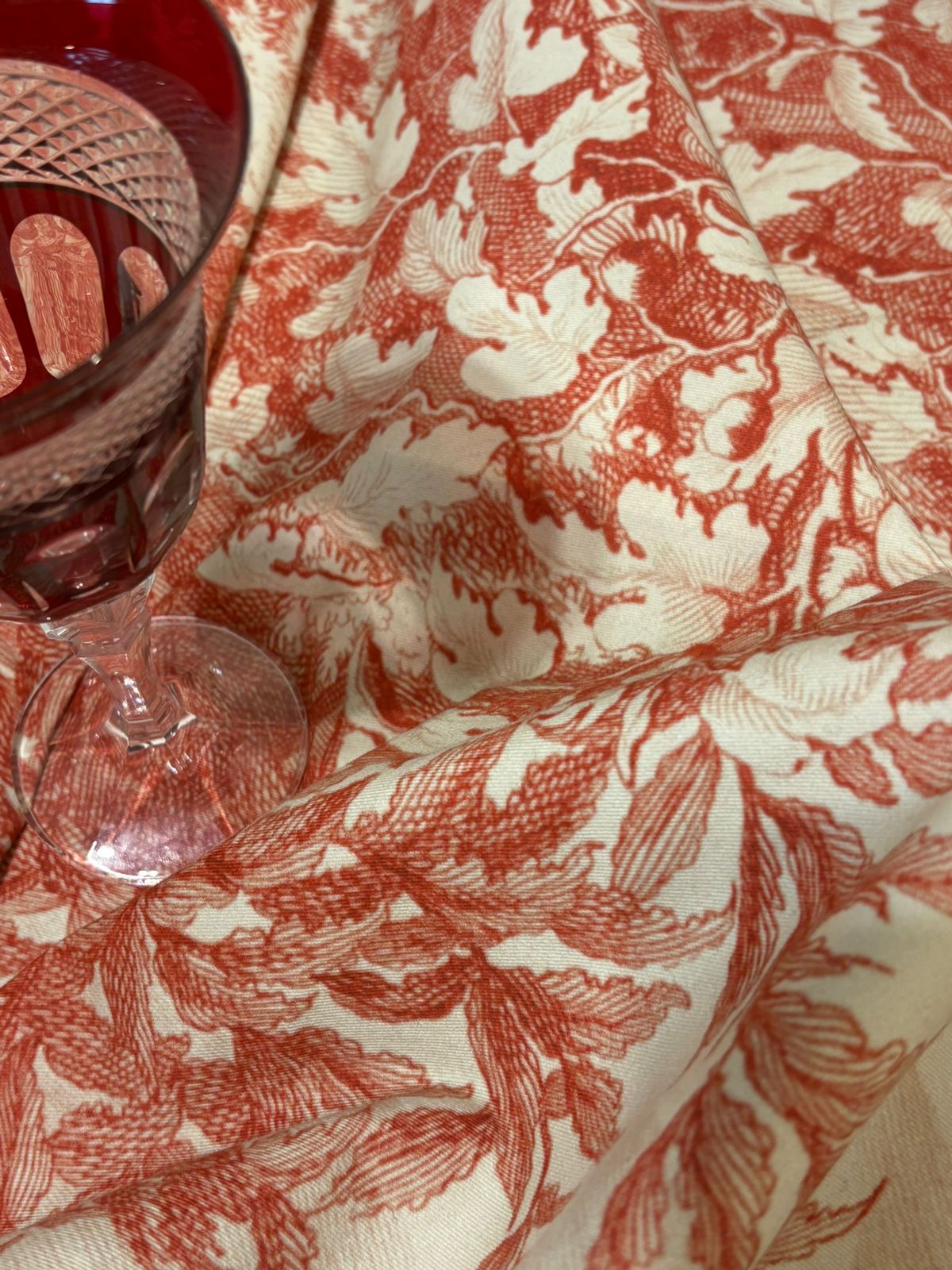 Mantel Paraíso Rojo